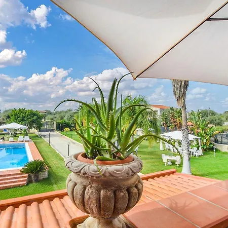 Holiday home Amazing In Siracusa With Wifi